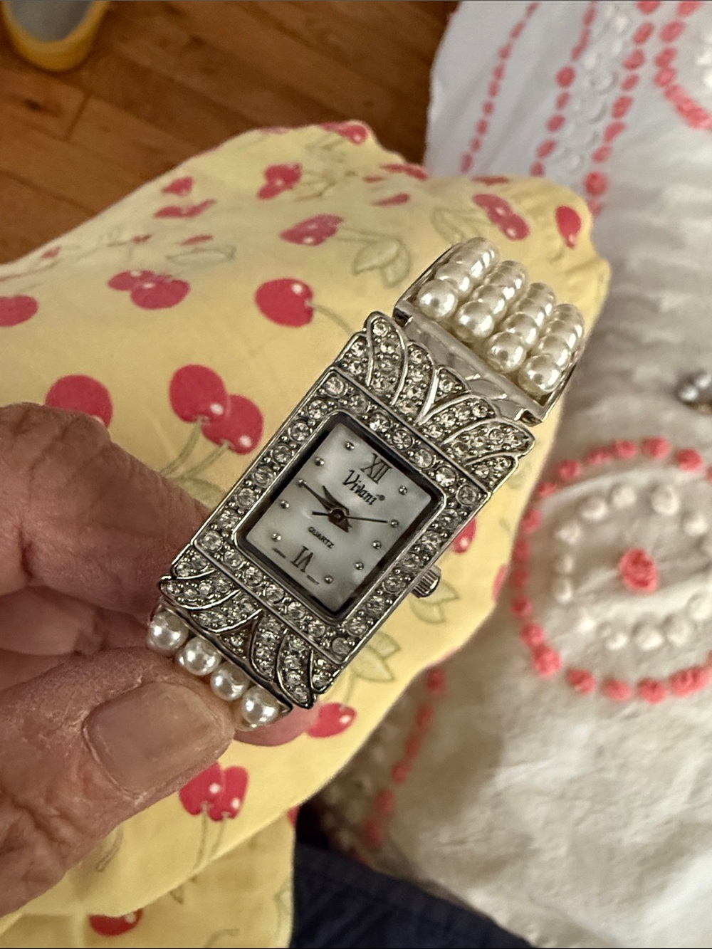 Vintage-Inspired Silver Crystal and Pearl Women's Watch